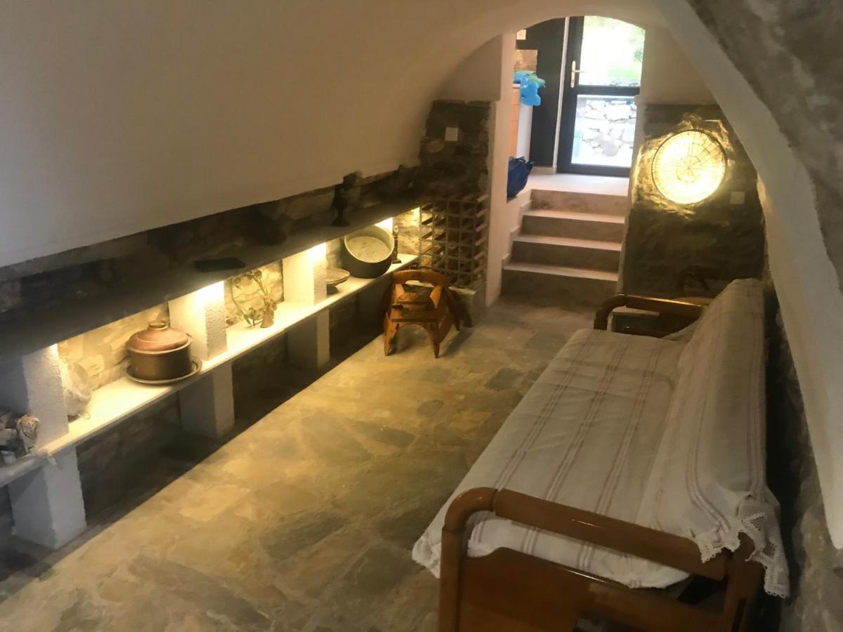 Pensjonat Lagadi 1860 Trakhila Zewnętrze zdjęcie